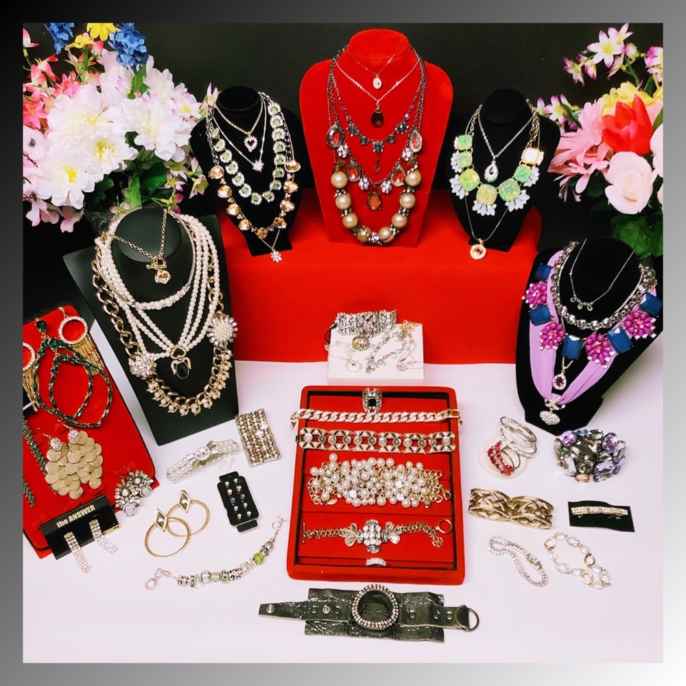 Jewelry Lot - Estate - Rhinestone - Crystal - Some Signed - Some High End